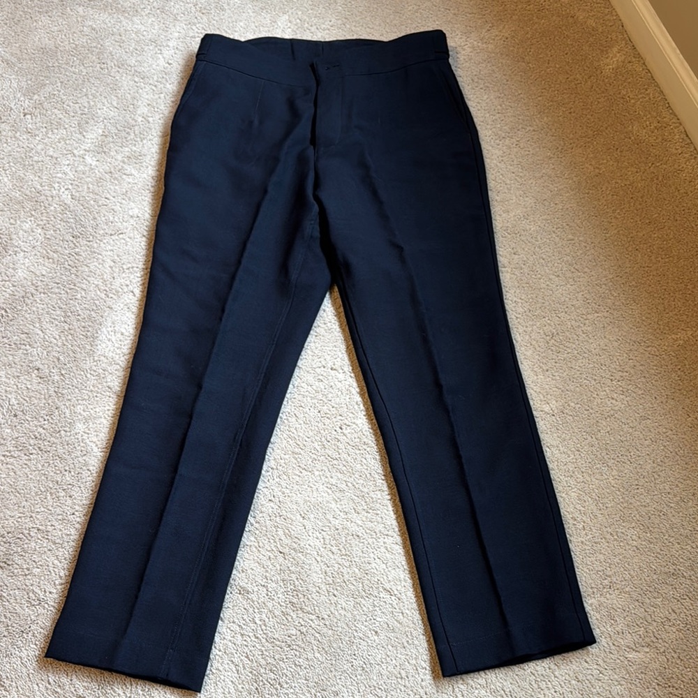 Elegant Dark Navy Dress Pants with Smooth Fabric and Straight Leg